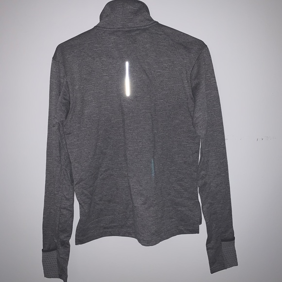 Gray sweater! - Picture 2 of 3